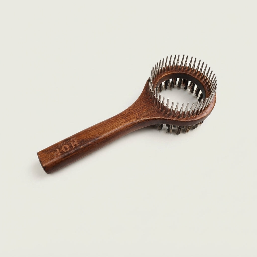 Brosse de Toilettage Professionnelle en Bois Massif Oukita - Soin & Pelage Lumineux